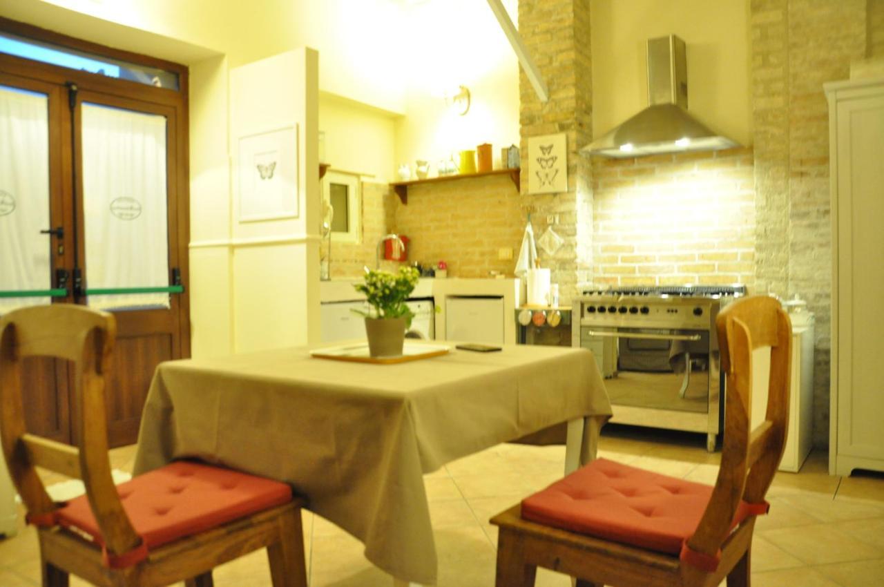 Bed And Breakfast Piazza Mercato Pescara Exteriér fotografie